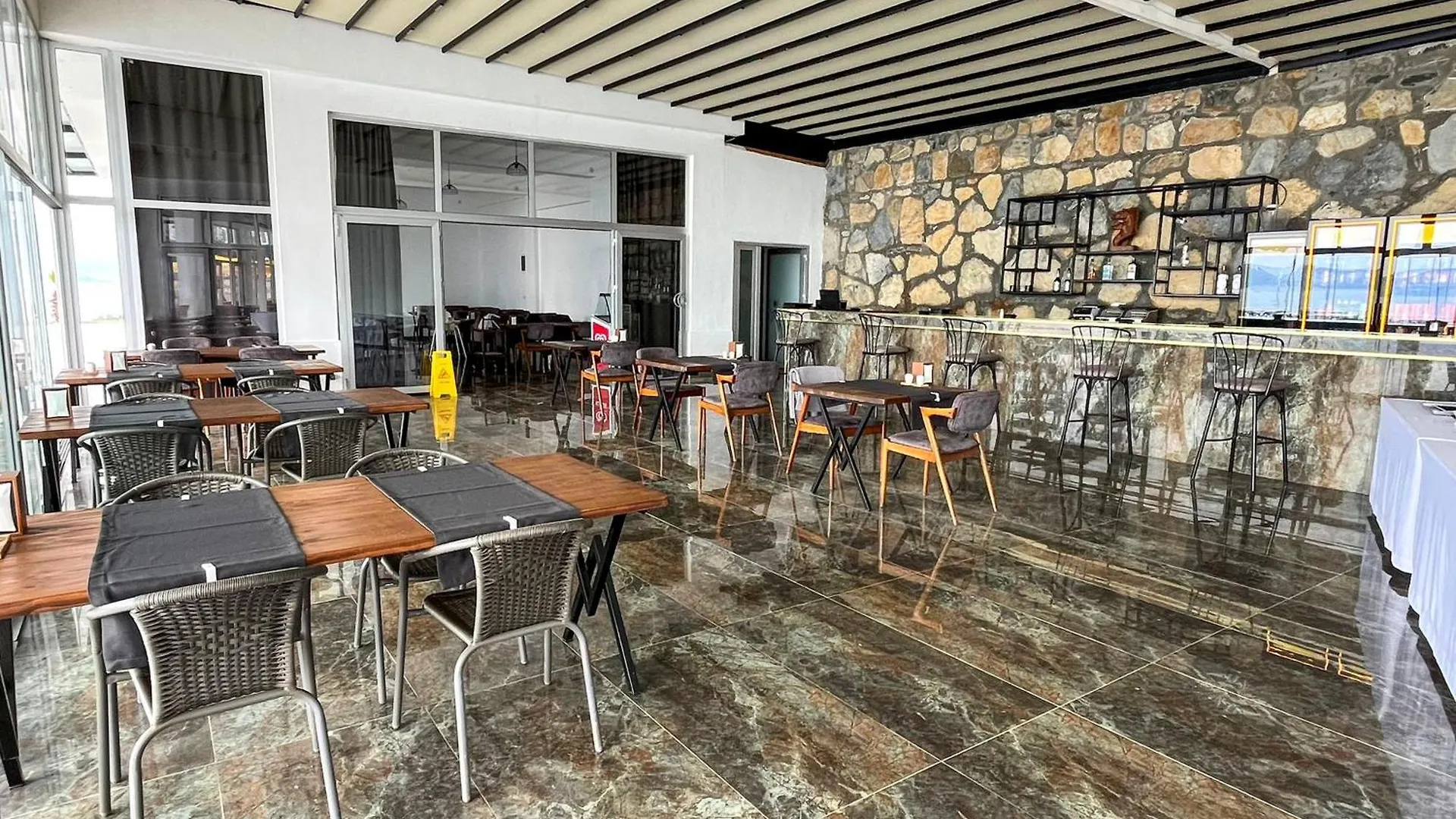 Ni Marin Hotel Milas